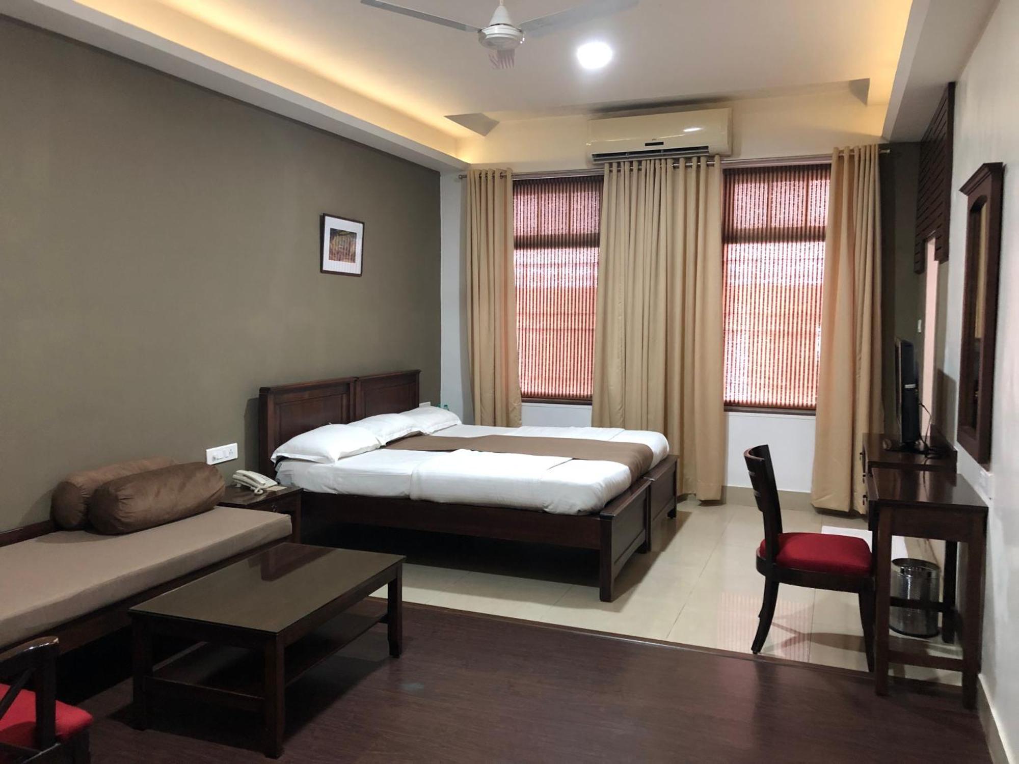 Hotel Ketan Πούνε Εξωτερικό φωτογραφία